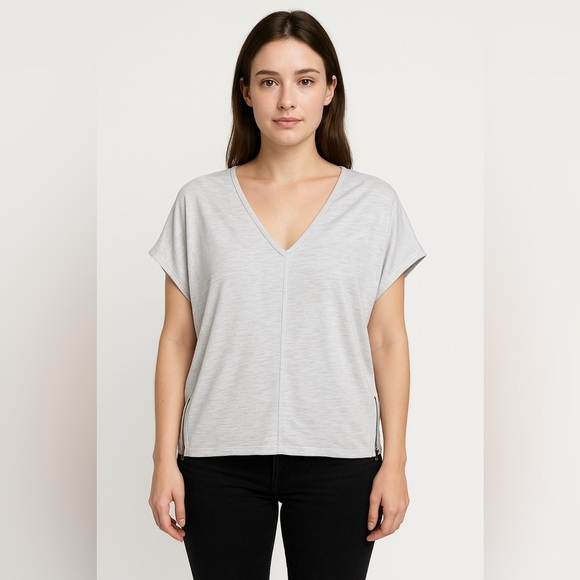 Club Monaco Tops - CLUB MONACO Women’s Jandina Oversized Tunic Knit Tee- White, Small